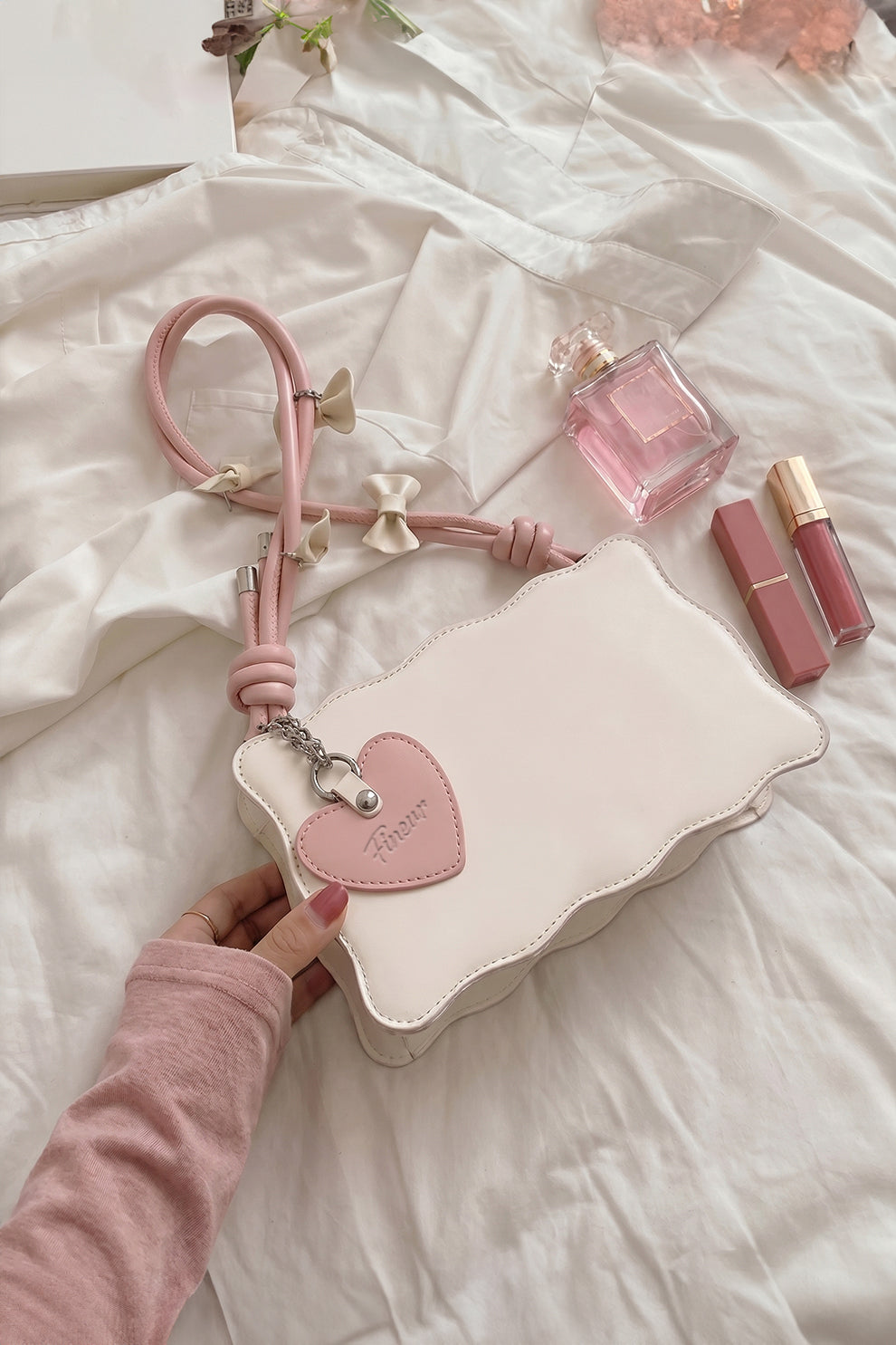 Inaya Handbag Baggie - Off White (Pink Strap)