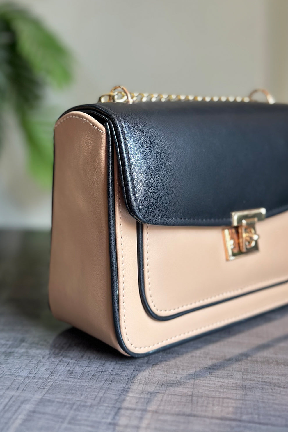 Inaya Bella Chain Shoulder Bag - Black