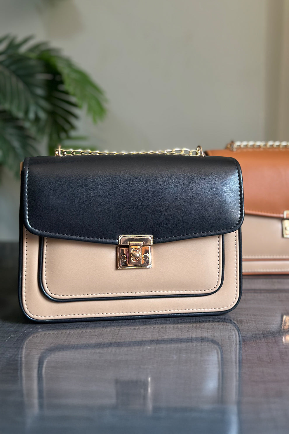 Inaya Bella Chain Shoulder Bag - Black