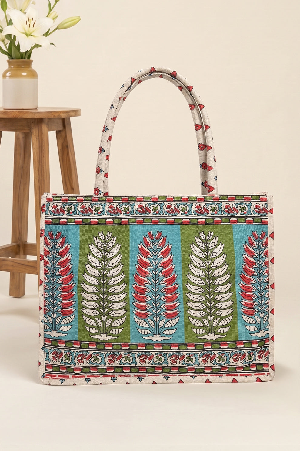 Inaya Canvas Tote Colorful Leaf