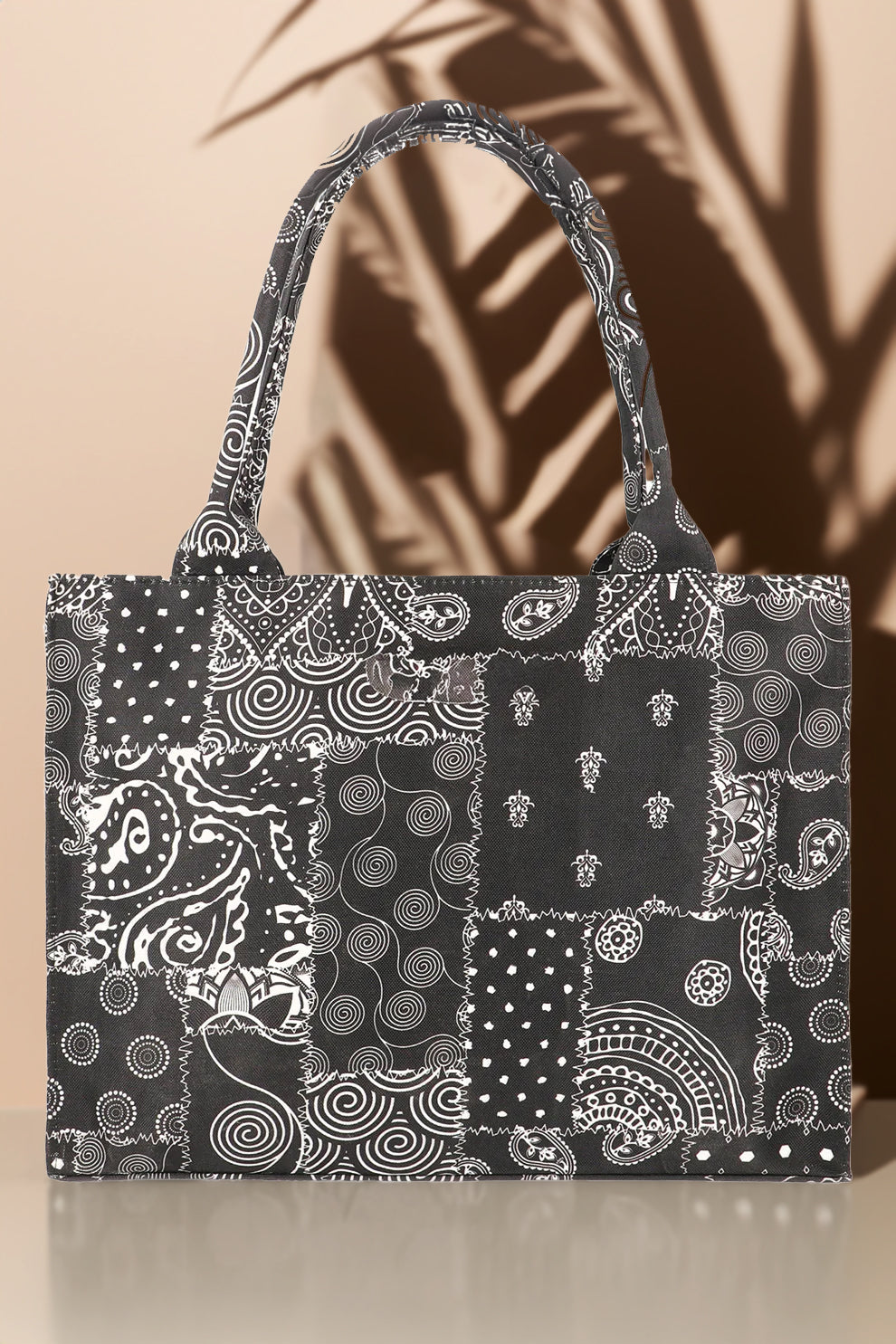 Inaya Canvas Tote Black Haven