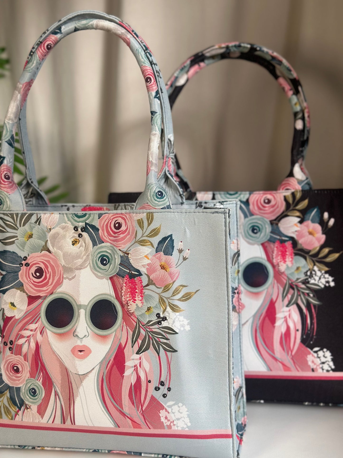 Inaya Canvas Tote Cherry Twinkle - Black